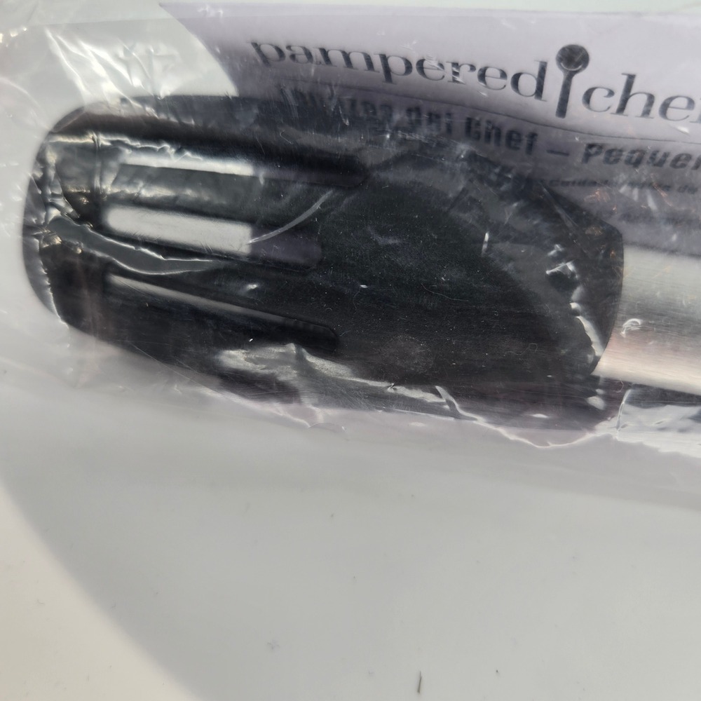 Pampered Chef Small Chef's Tongs 2957 Stainless Steel Silicone Tips New In Pack - Picture 2 of 6